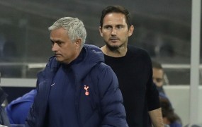 Mourinho thừa nhận Tottenham yếu thế, Lampard lên tiếng đáp trả Mourinho thừa nhận Tottenham yếu thế, Lampard lên tiếng đáp trả