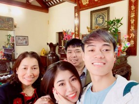 Vất vả chuẩn bị quà cho cả gia đình, Văn Toàn buồn bã vì không được về Hải Dương ăn Tết Vất vả chuẩn bị quà cho cả gia đình, Văn Toàn buồn bã vì không được về Hải Dương ăn Tết