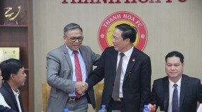 Không muốn đứng ra bồi thường thay bầu Đệ, bầu Đoan còn đòi trả lại đội bóng cho tỉnh Thanh Hóa Không muốn đứng ra bồi thường thay bầu Đệ, bầu Đoan còn đòi trả lại đội bóng cho tỉnh Thanh Hóa