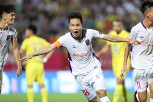 Đội hình tiêu biểu V-League 2022 vòng 5: Tuyển thủ Quốc gia vắng bóng, xuất hiện nhiều 'cánh chim lạ'