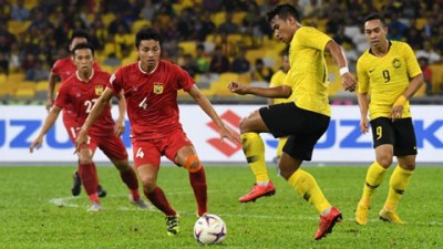 45 cầu thủ Lào bị cấm thi đấu vĩnh viễn, hé lộ 2 trận đấu bị nghi bán độ ngay tại vòng bảng AFF Cup 2020?