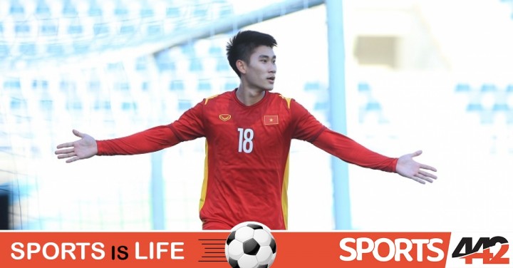 Video-bong-da-U23-Viet-Nam---U23-Malaysia-Bung-no-2-ban-loi-the-cuc-lon-U23-chau-a-25-1654697090-773-width740height493